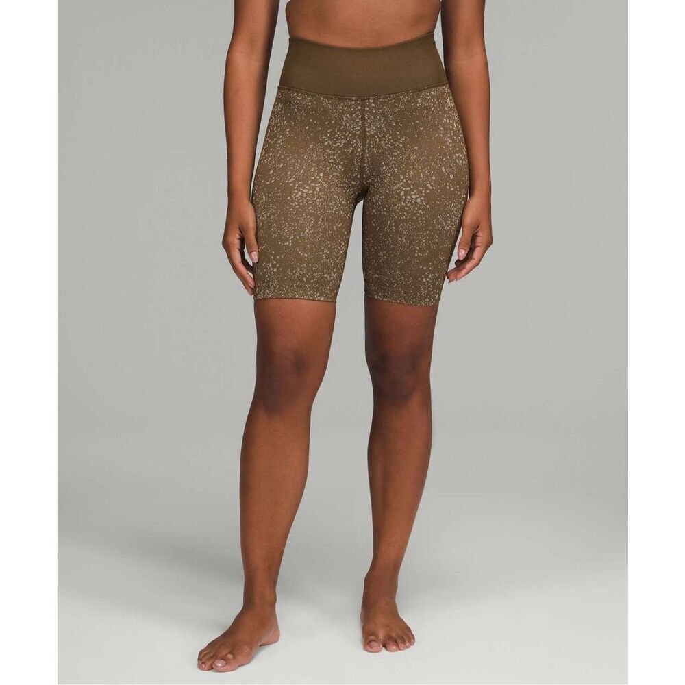 Lululemon Ebb to Street High-Rise Short 8" Noise Deep Artifact Size 6